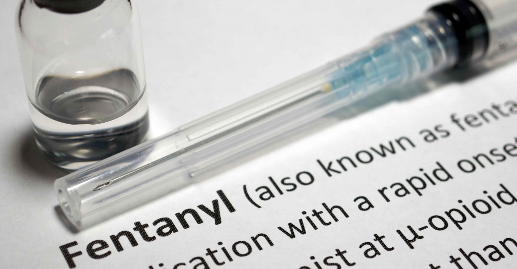 Fentanyl-induced chest wall rigidity symptoms and treatments